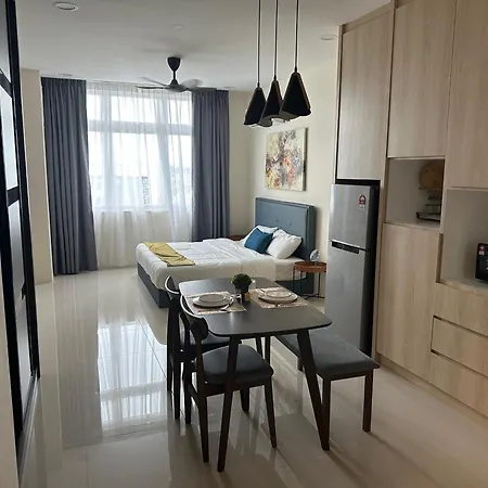 Premium Couple Suite Kuching Exterior photo
